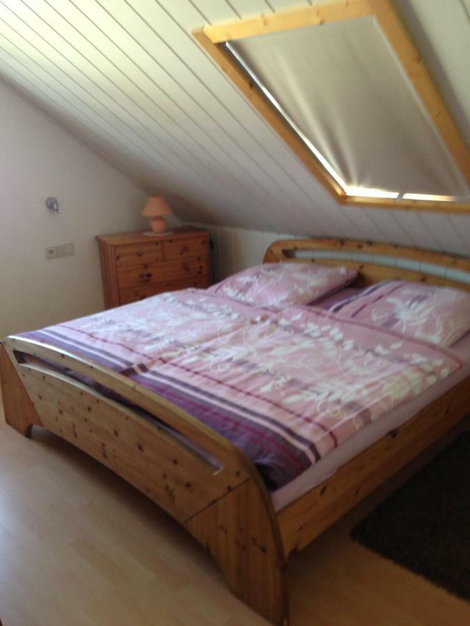 Rosi'S Ferienwohnung Plaidt Buitenkant foto